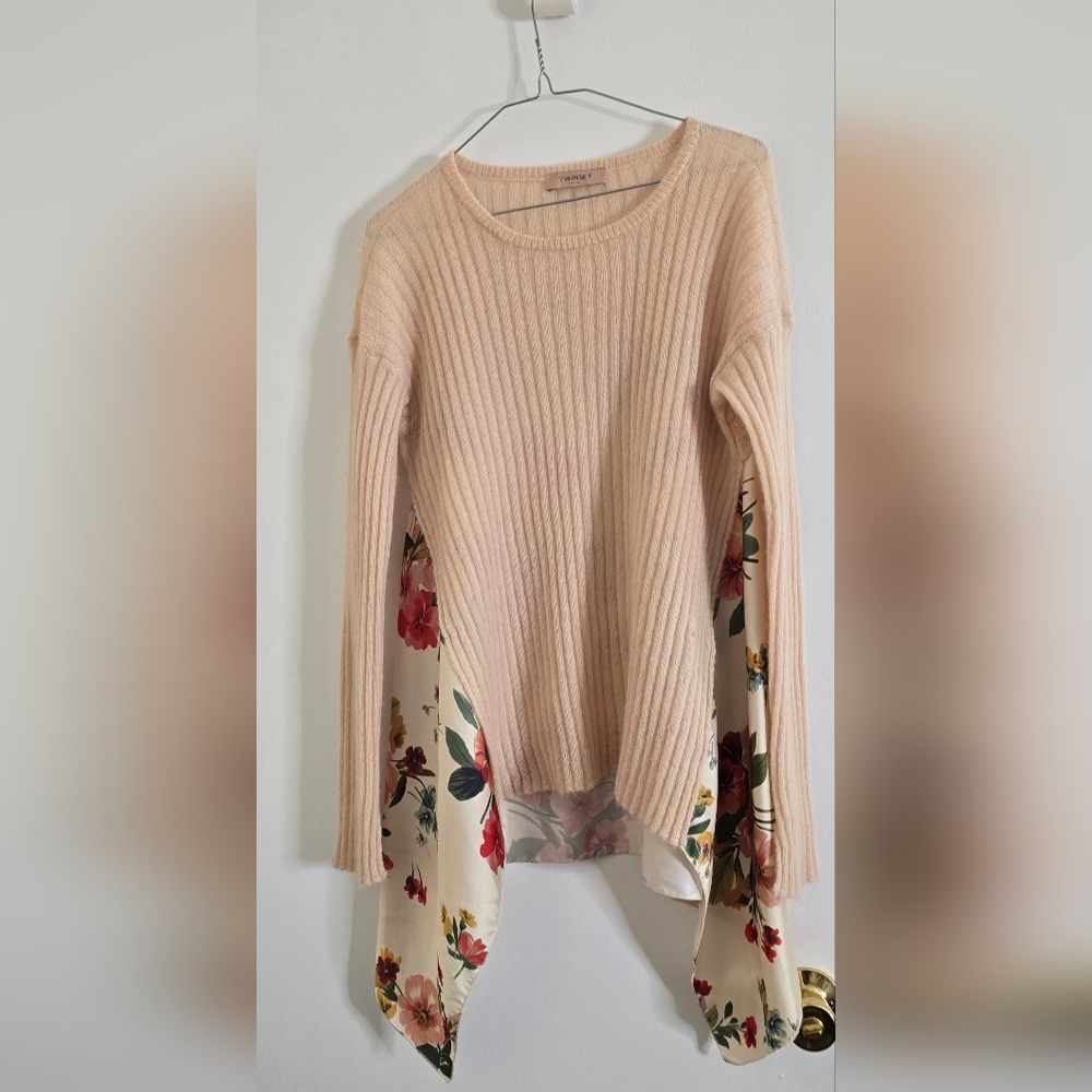 TWINSET Peach Ribbed Sweater with Floral Hem